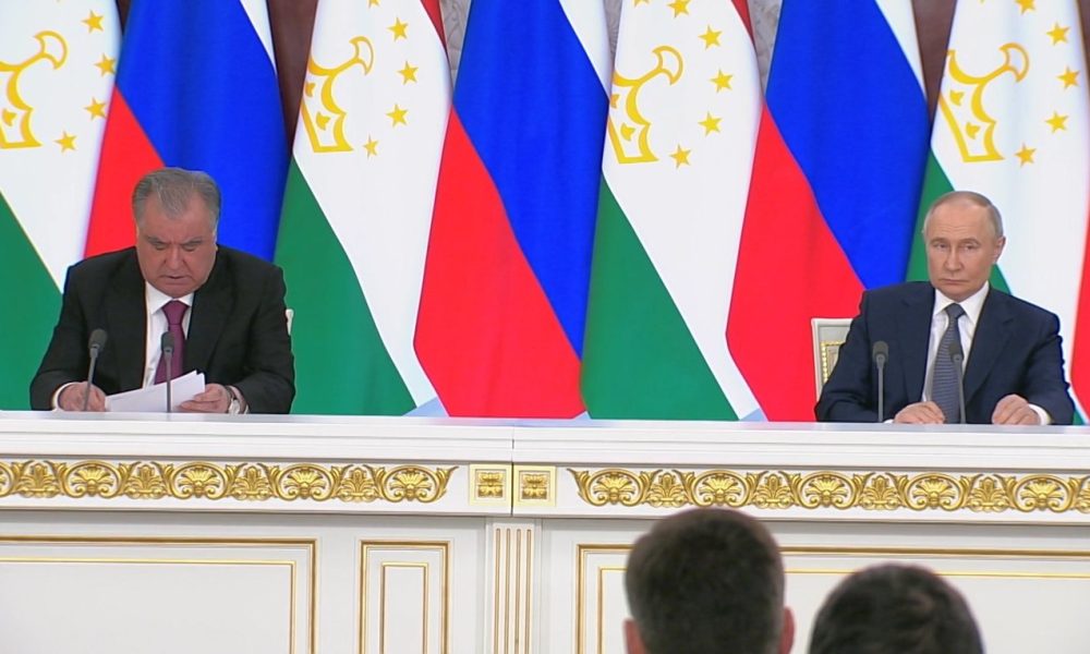 Владимир Путин и Эмомали Рахмон сделали заявления для СМИ