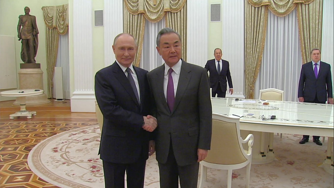 Встреча с Министром иностранных дел Китая Ван И