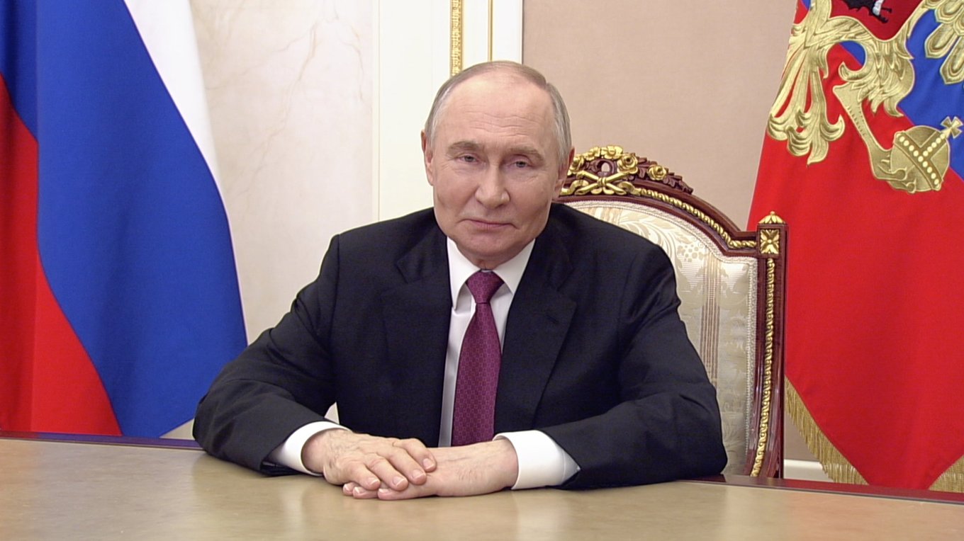 Поздравление со 100-летием выхода первого номера «Комсомольской правды»