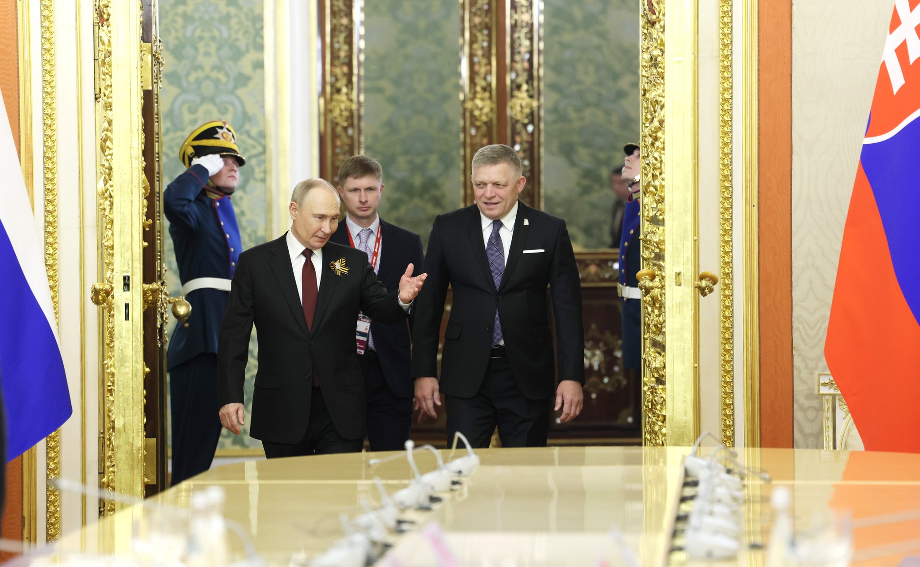 С Председателем Правительства Словакии Робертом Фицо.