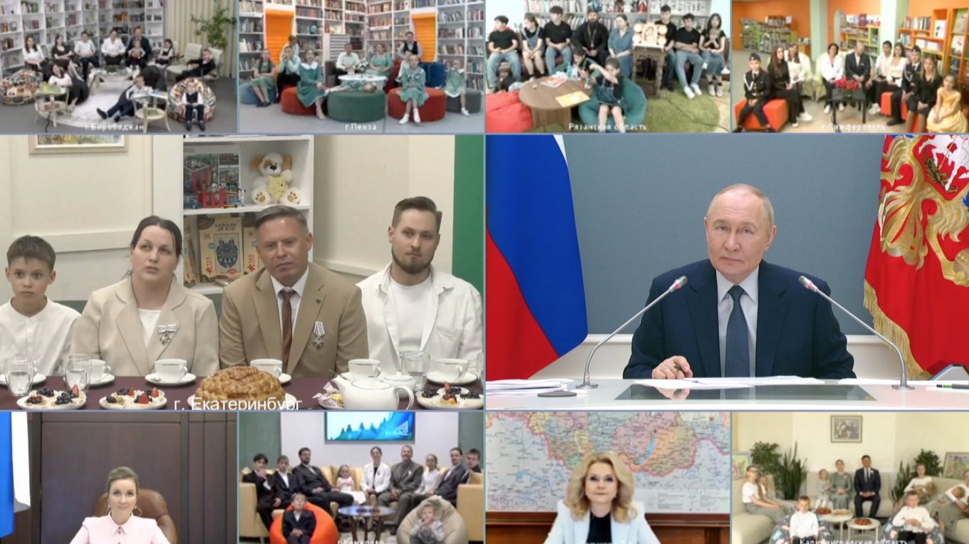 Вступительное слово на встрече с семьями награждённых орденами «Родительская слава» и «Мать-героиня»