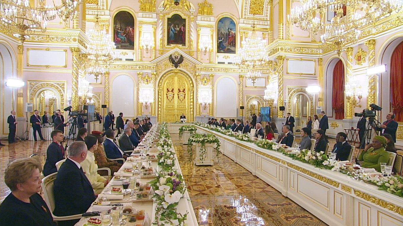 Выступление на обеде для глав делегаций, прибывших в Москву на 80-летие Победы