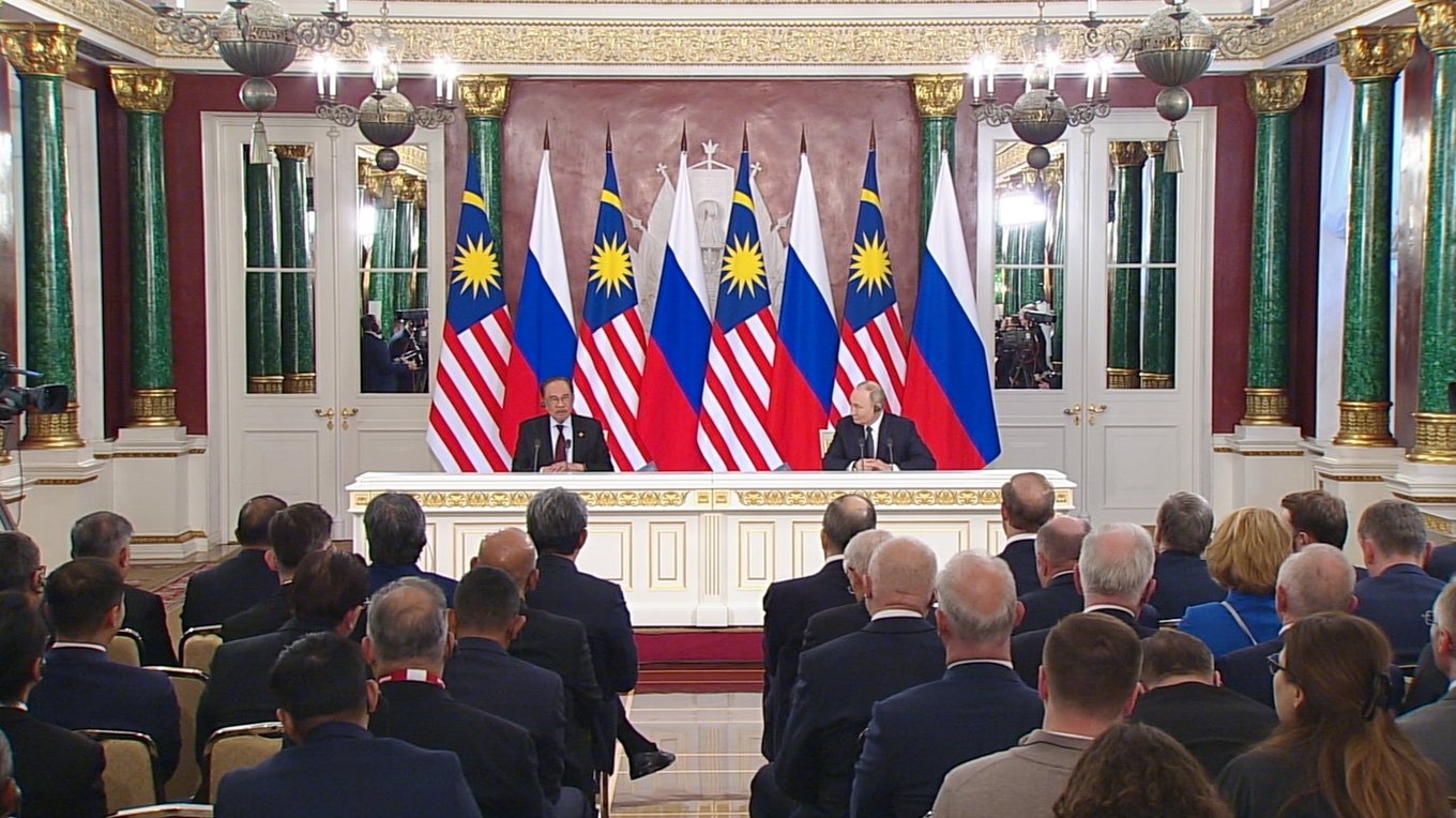 Заявления для прессы по итогам переговоров с Премьер-министром Малайзии Анваром Ибрагимом